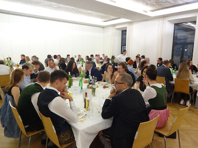 Der Speisesaal ist gut gefüllt - wir durften heuer 80 Gäste bei unserer Feier zum Festessen begrüßen.